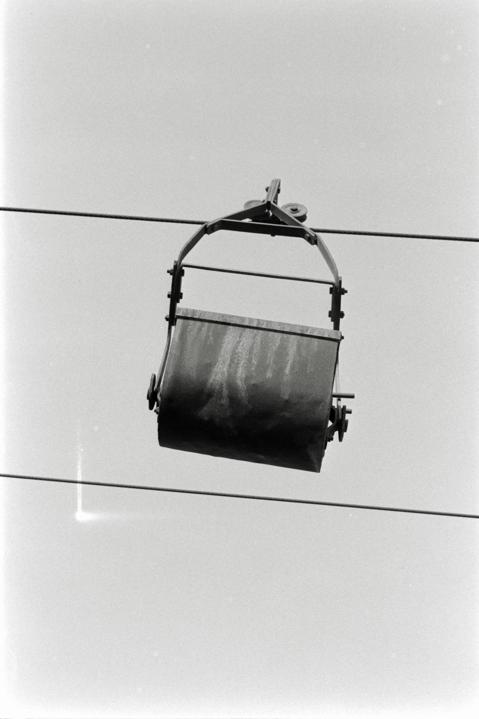 AHP F1991 09 006 sc250507 img31 NLP